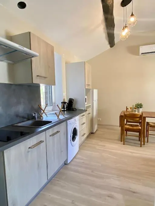 Studio Climatise Proche Gare Bourg-en-Bresse Apartment